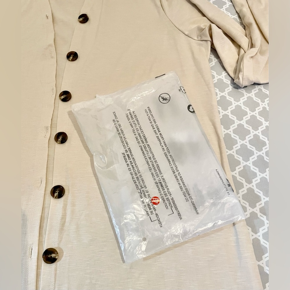 Lightweight Button Cardigan - Picture 7 of 7